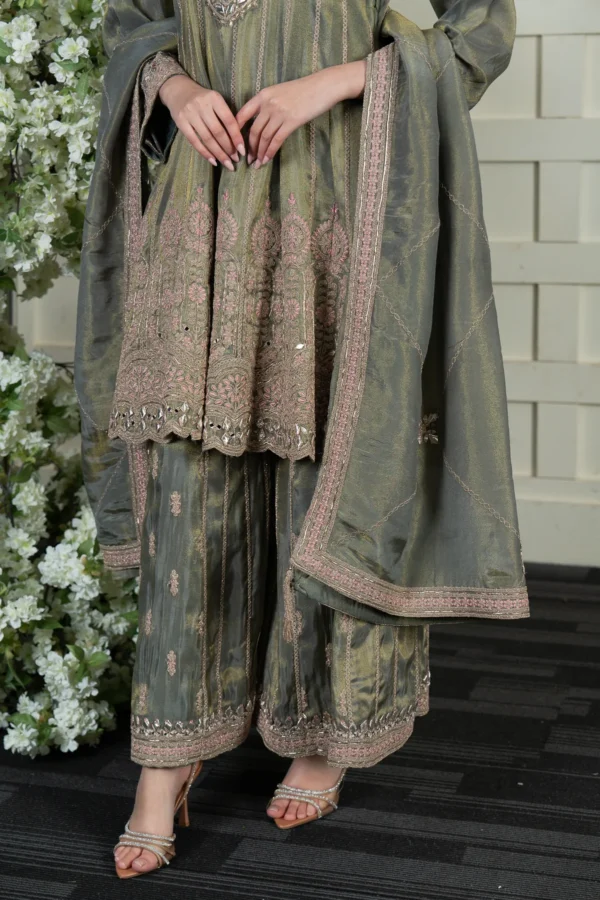 Premium Luxe 3 piece raw silk sharara suit - Image 7