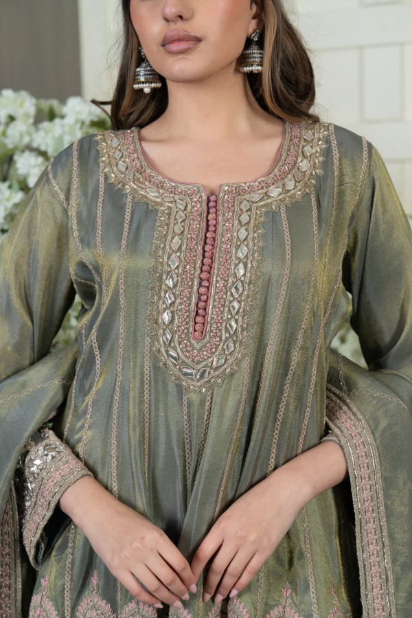 Premium Luxe 3 piece raw silk sharara suit - Image 6