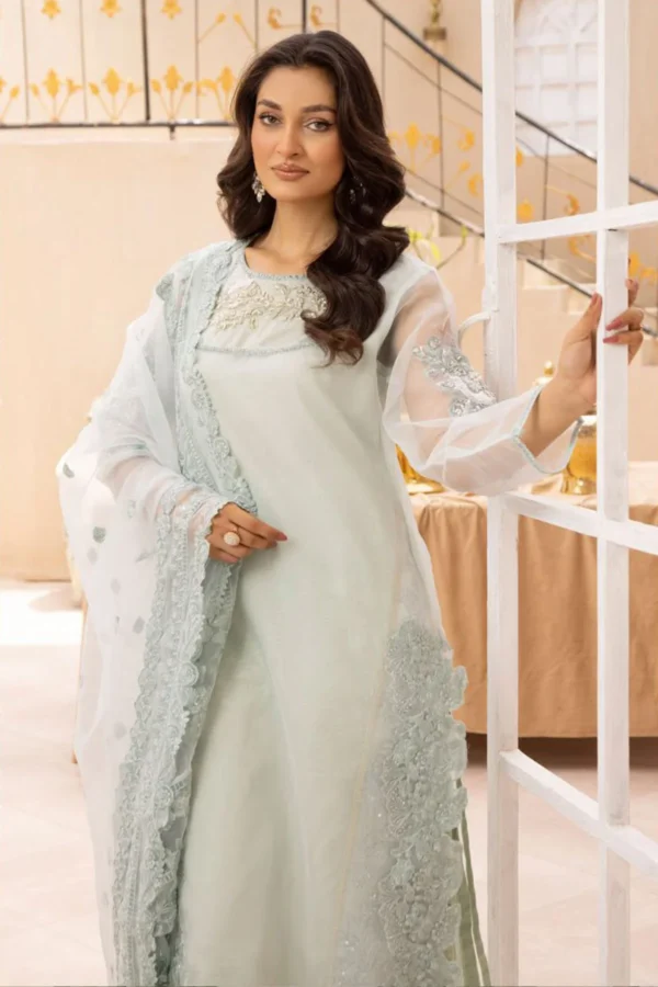 Elegant 3 piece mother and daughter Eid collection 2025 - Image 4