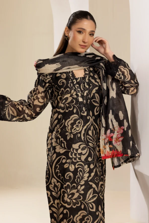 Kareena Eid 2025 3 piece delicate monar collection - Image 4