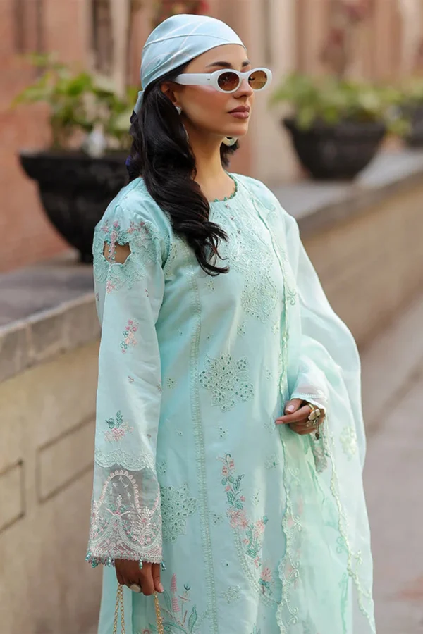 Bazar Kahani Eid 2025 3 piece premium mother’s suit - Image 5