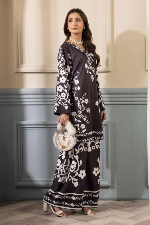 Zaras Eid 2025 2 piece short shirt digital print co-ords set - Image 3