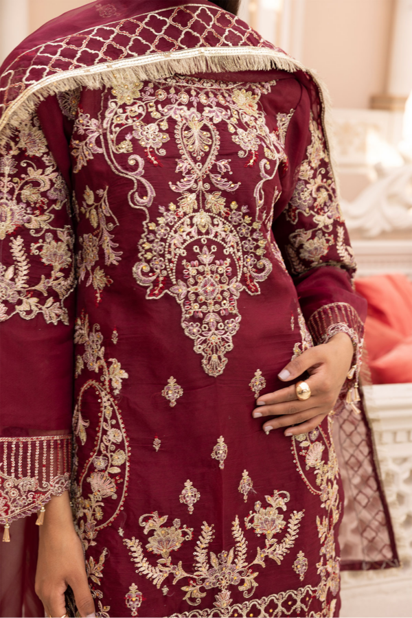 Kiara Eid luxe collection 3 piece embroidered organza suit - Image 8