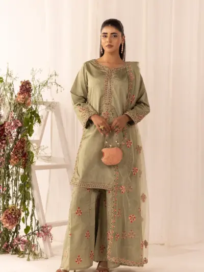 3 Piece mother and daughter embroidered collection - Green, Large