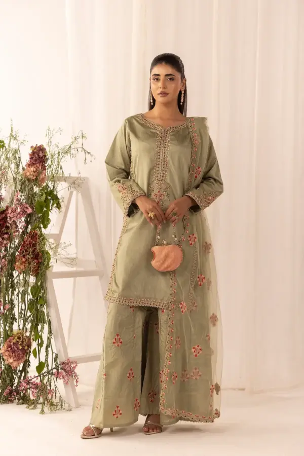 3 Piece mother and daughter embroidered collection - Green, X - Large