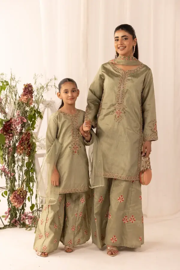 Kids 3 piece mother and daughter raw silk collection - Green, 22