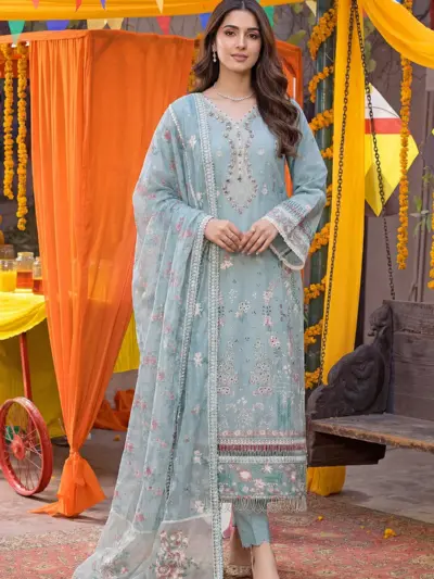 Ivana luxury collection Adelia 3 piece embroidered suit - Blue, Medium