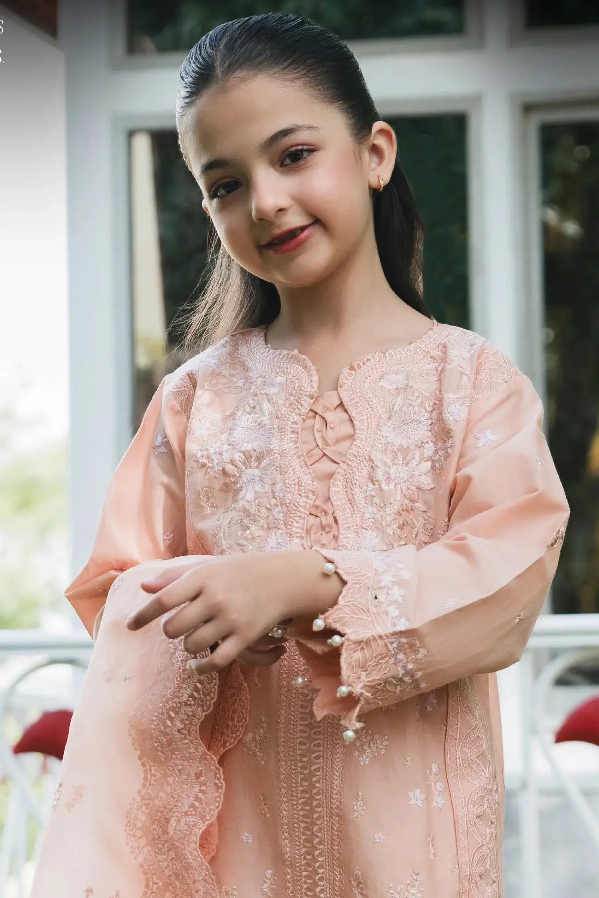 Lily luxe embroidered mother and daughter kids suit - Image 2