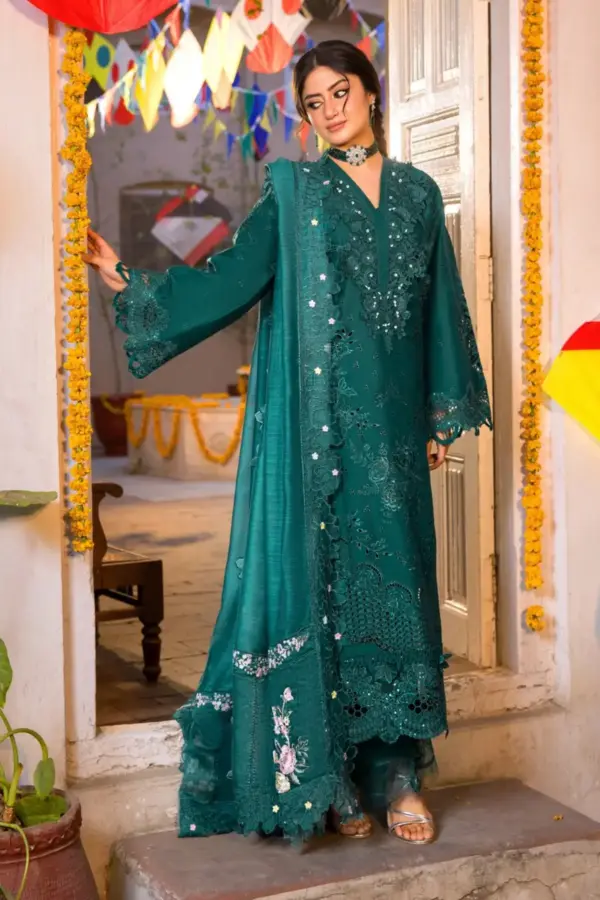 Ivana luxury collection hues 3 piece embroidered suit - Green, X - Large