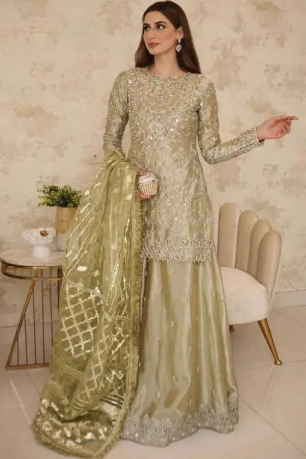 Ruma premium collection 3 piece lux embroidered suit - Green, X - Large